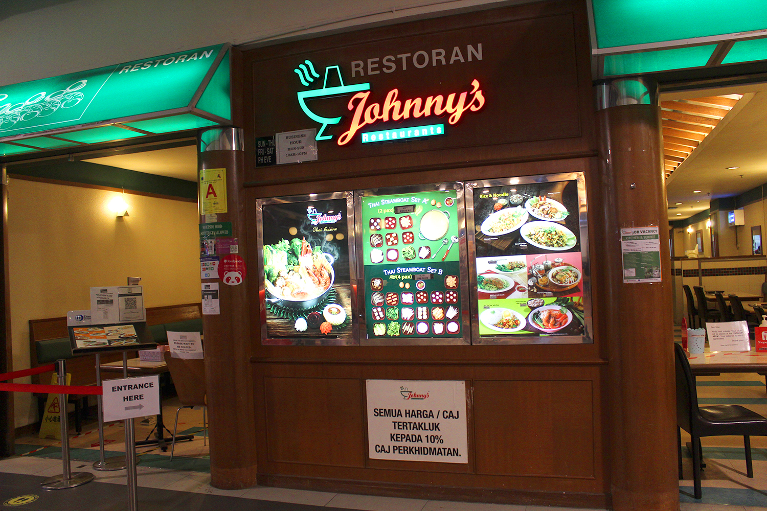 Johnny's Restaurant - Your Most Gempak Companion!